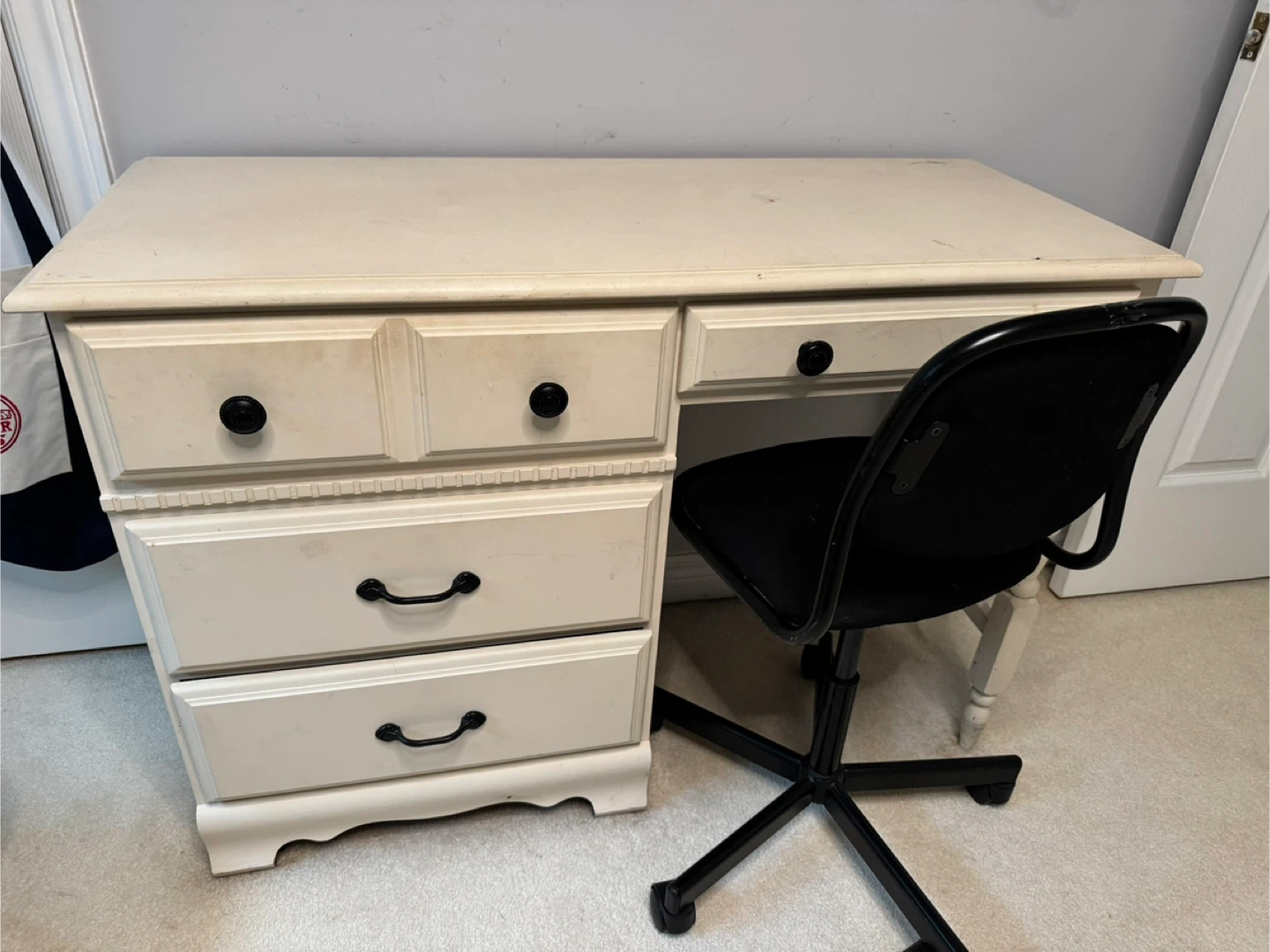 Cream coloured bedside table with two drawers - photo 2