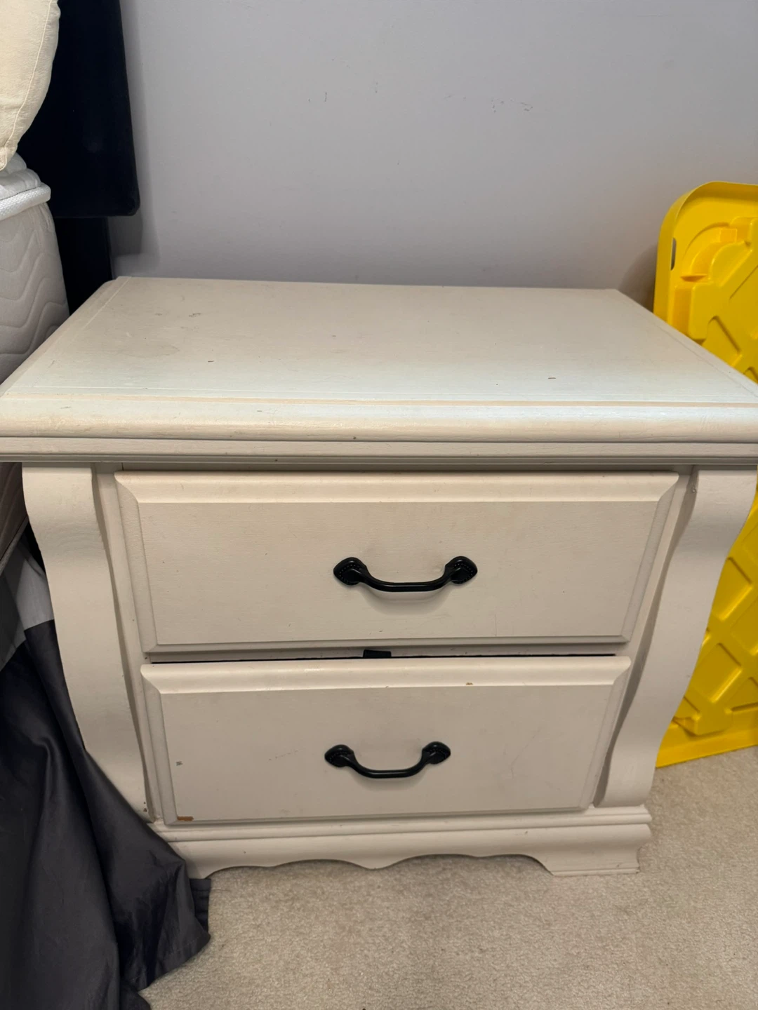 Cream coloured bedside table with two drawers - photo 3