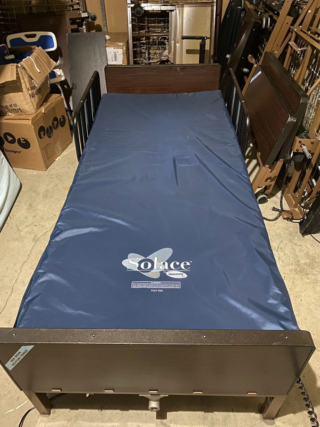 Like new- Hospital bed and mattress-I delivery/setup!