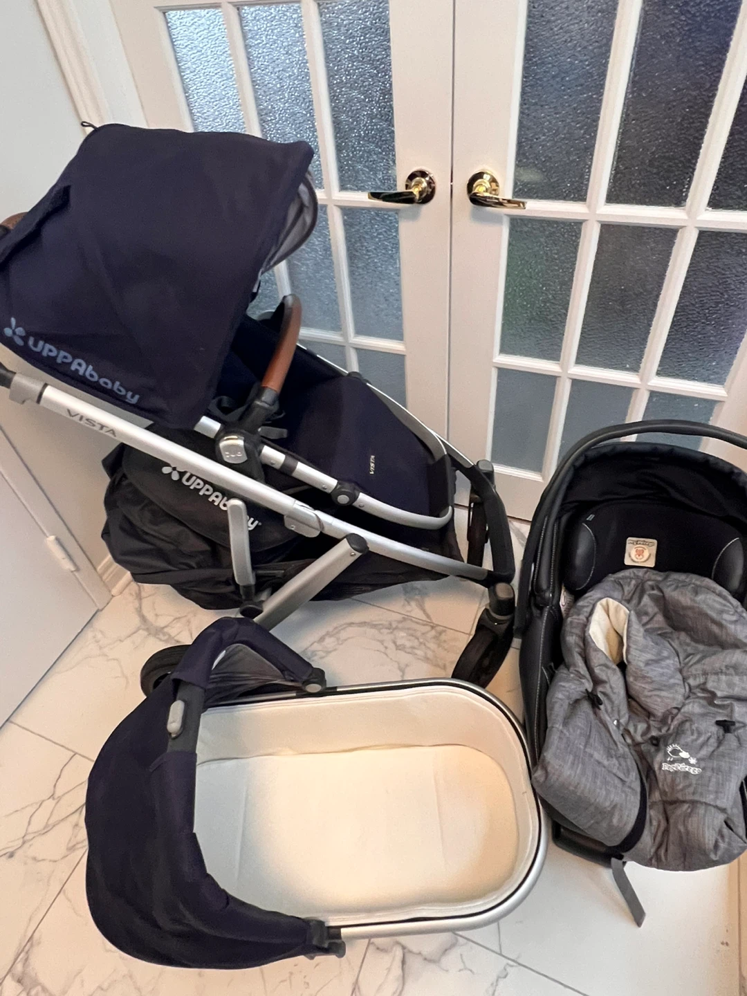 UPPAbaby Vista Stroller System with Bassinet and Car Seat