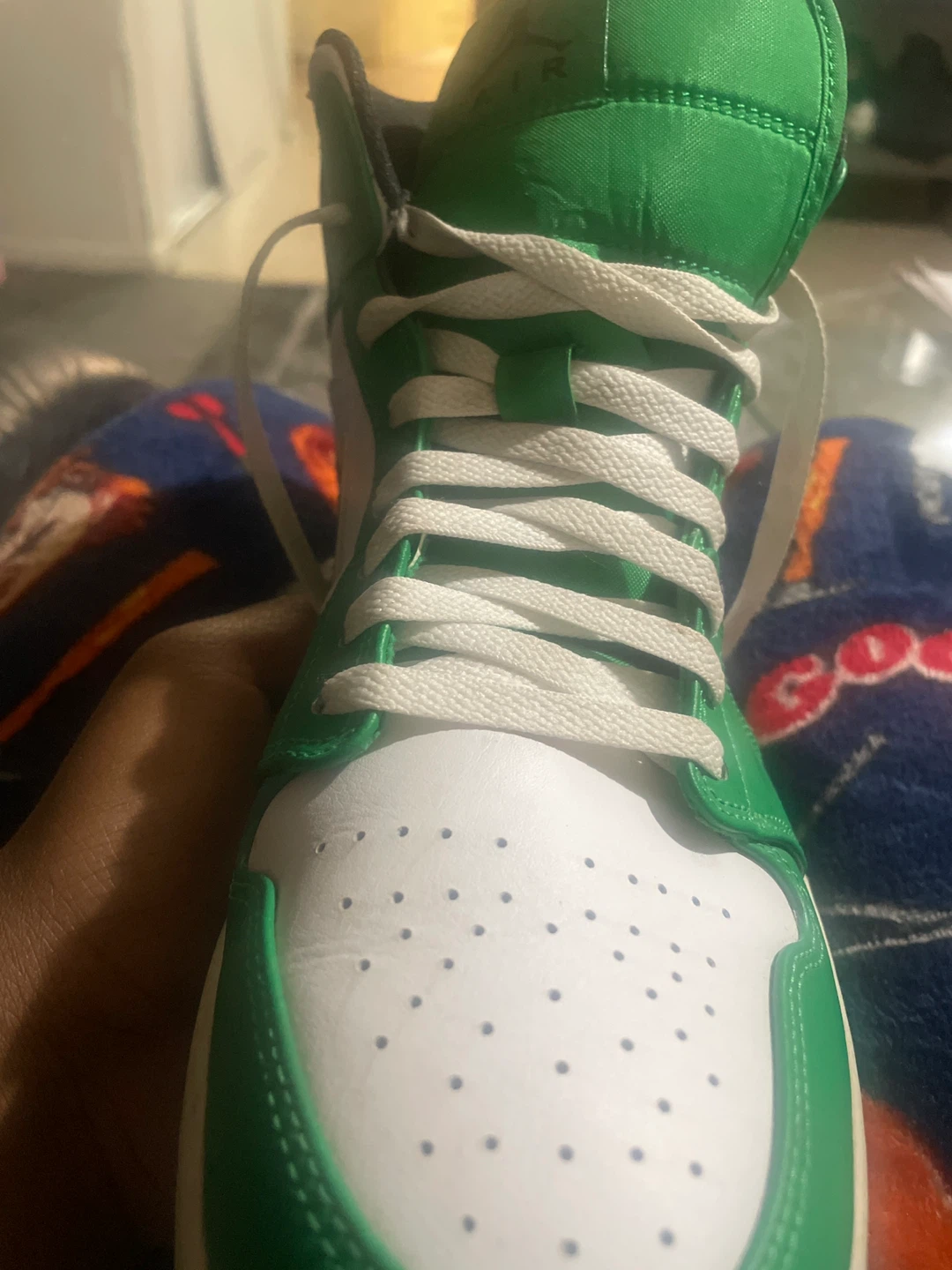 Air Jordan 1 Mid SE 'Lucky Green' Sneakers