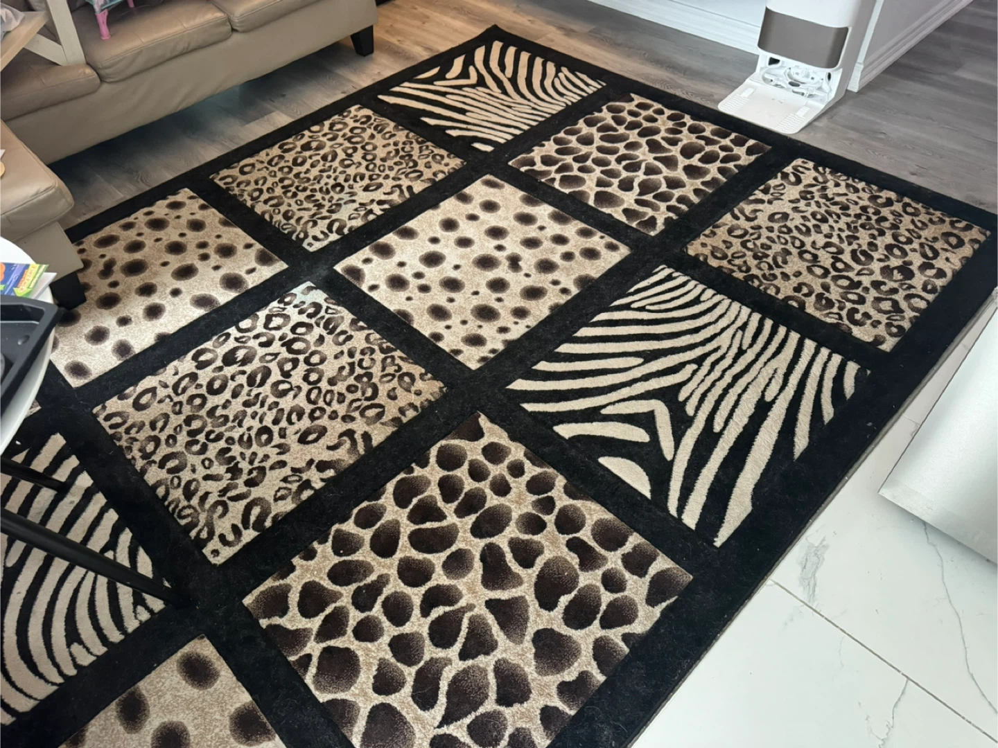 Area Rug - Animal Print Design - photo 2