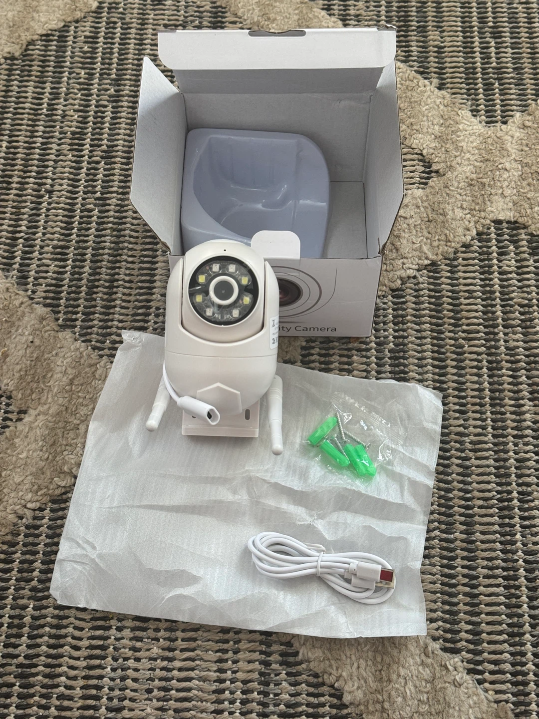 4K WIFI SECURITY CAMERA LIVE NOTIFICATIONS - photo 3
