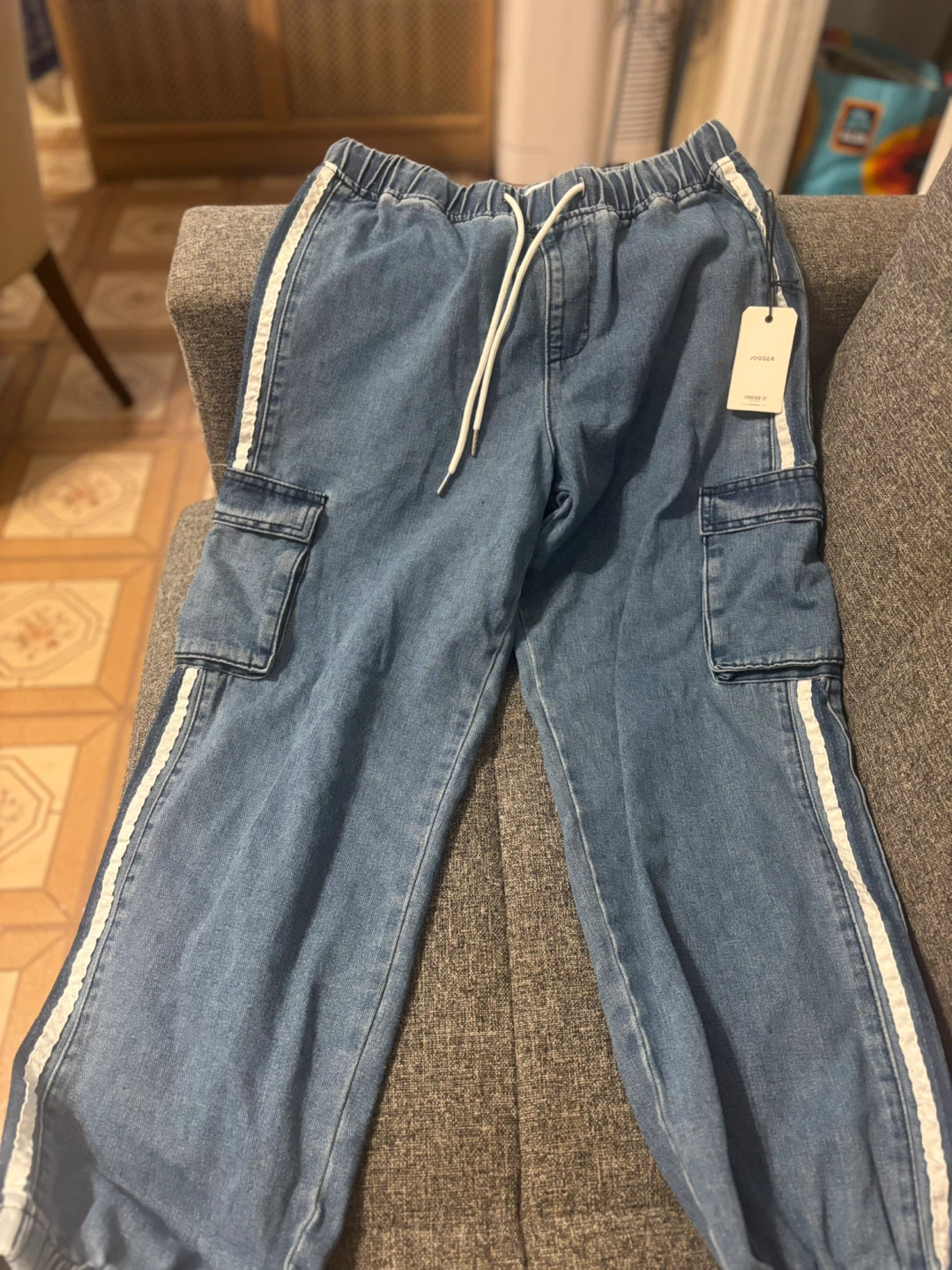 🧡Forever 21 Blue Denim Cargo Pants with White Stripes - photo 2