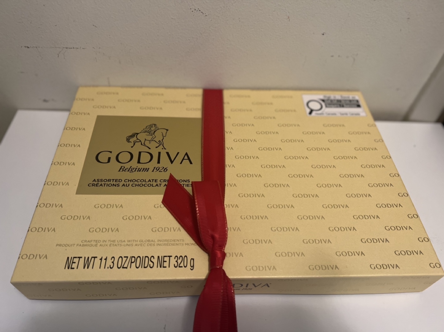 Godiva Assorted Chocolate Creations Box 11.3 oz