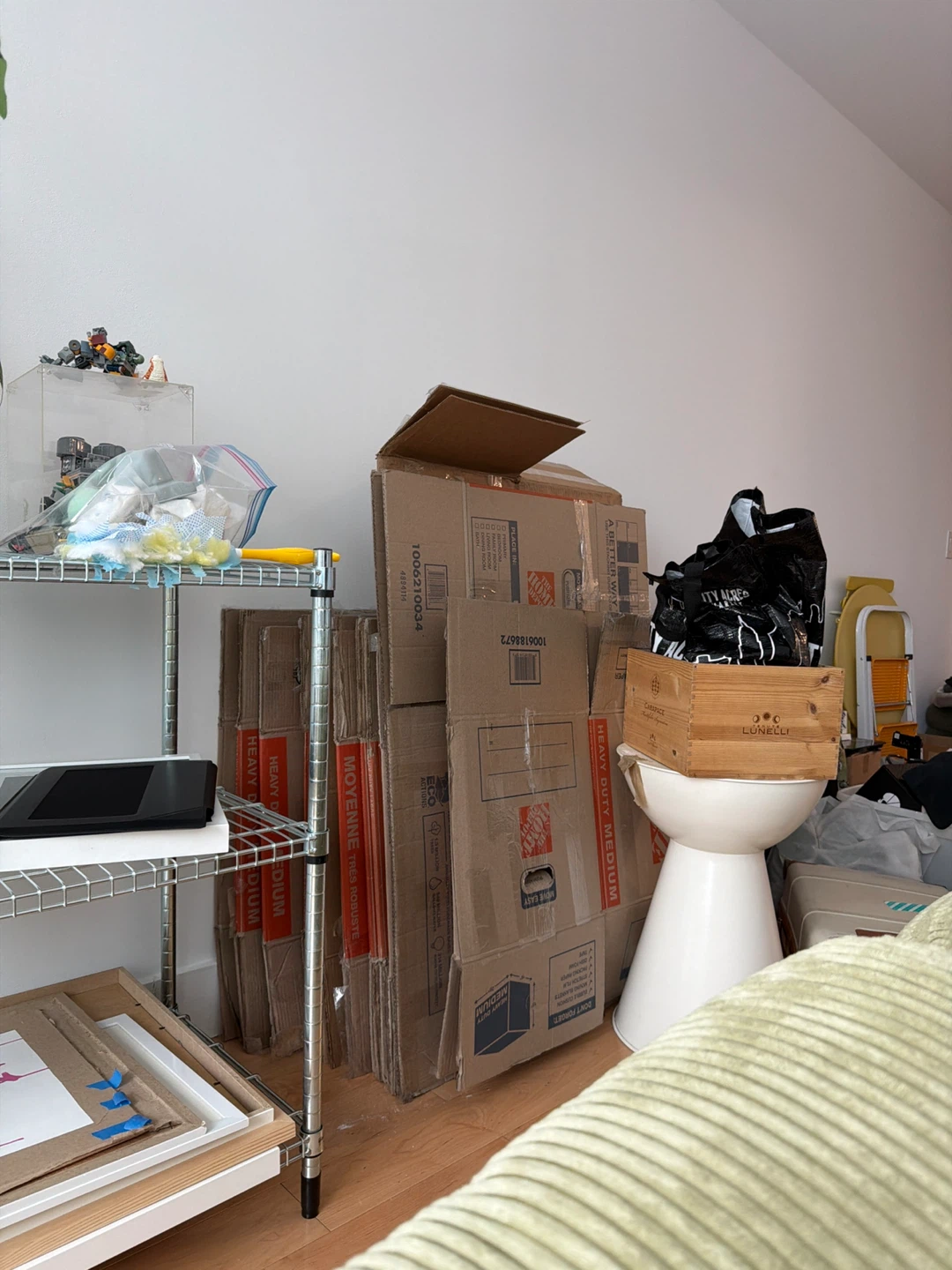Moving Boxes (Medium)