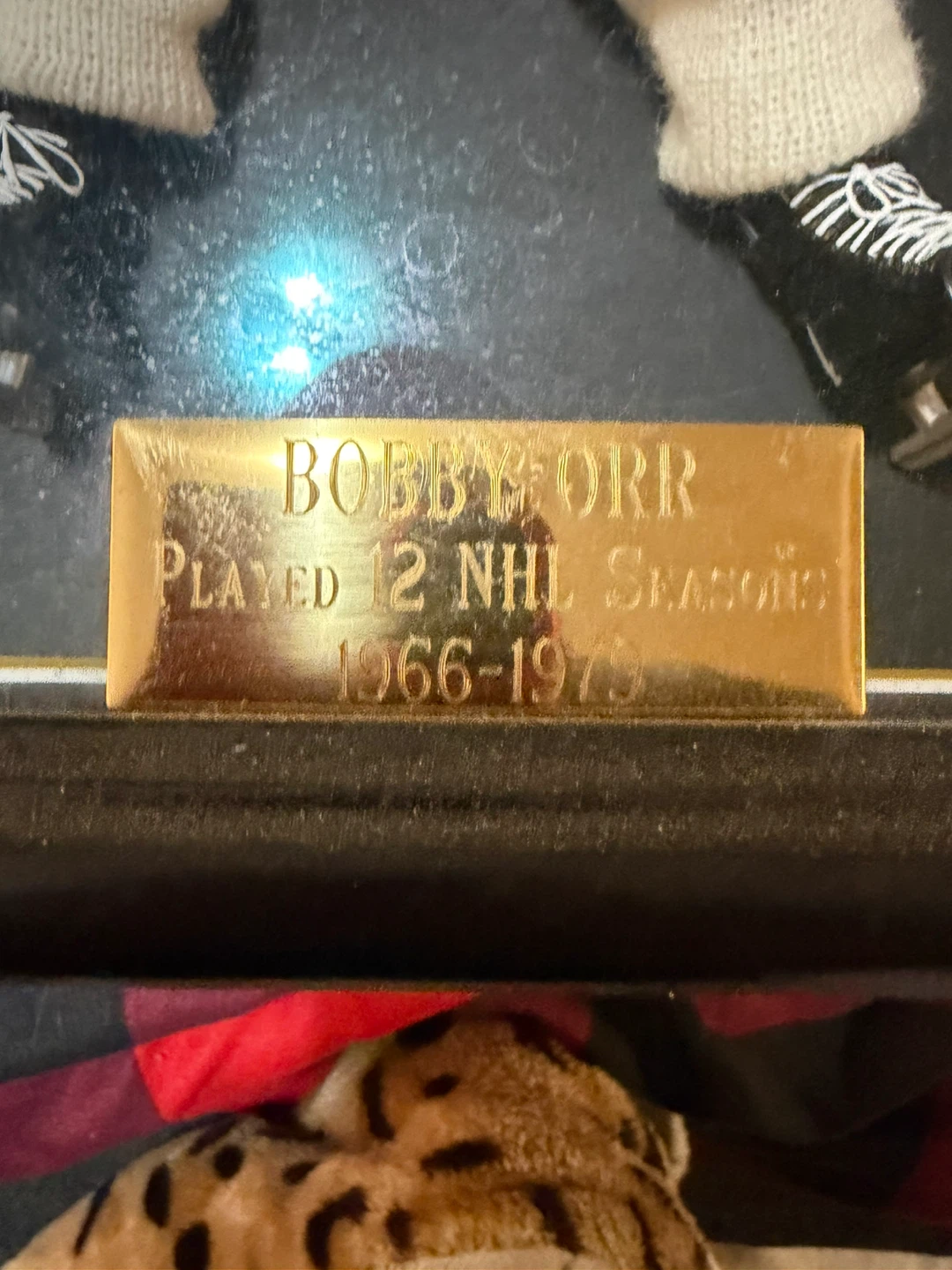 Bobby Orr Framed Hockey Figure - photo 3