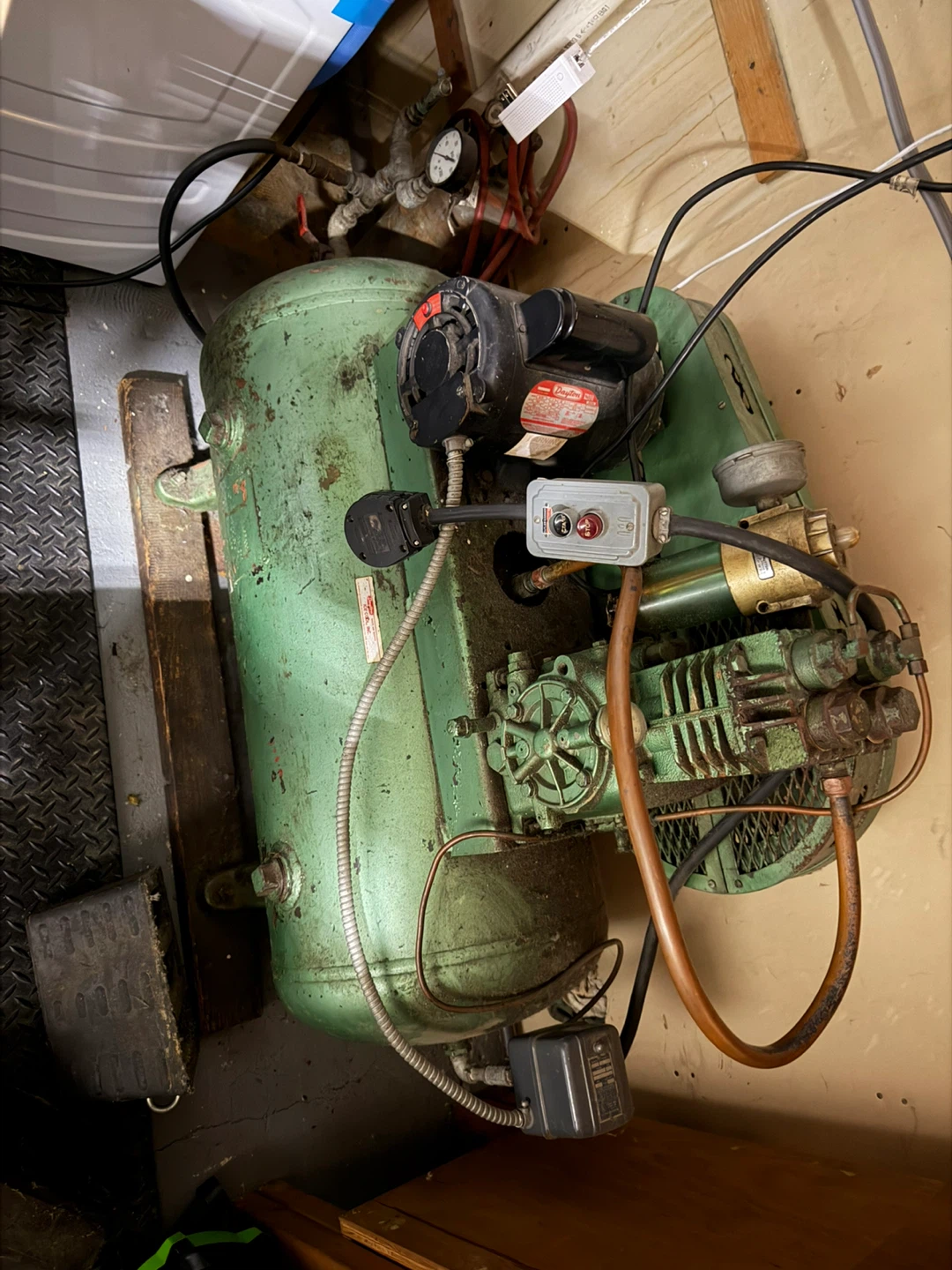 Dayton Air Compressor