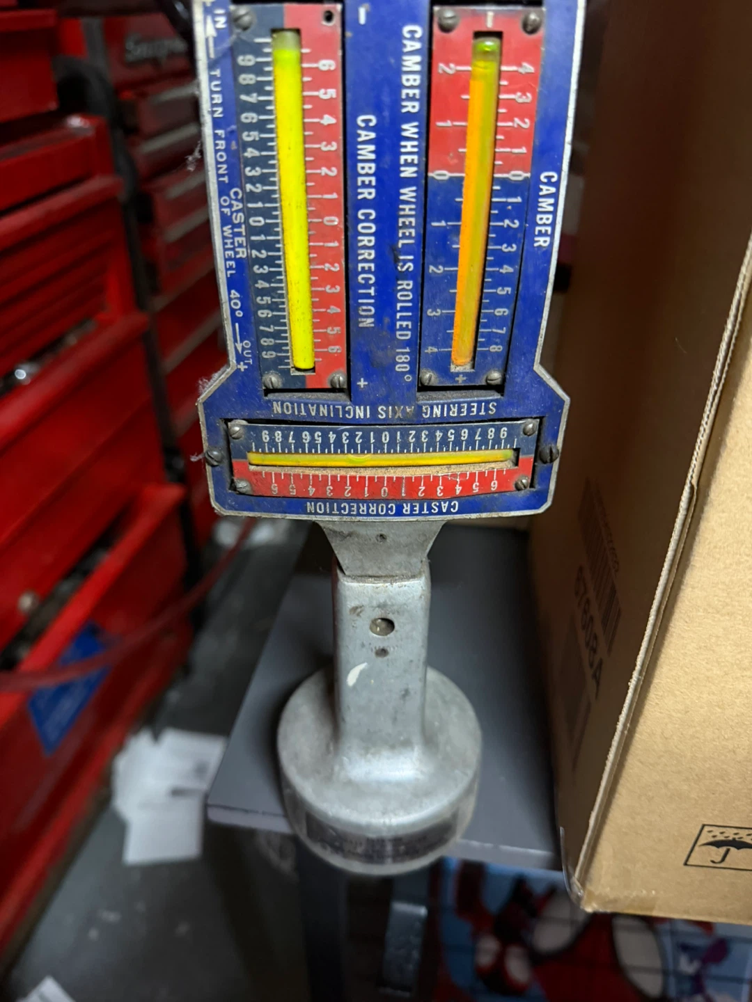 Automotive Alignment Gauge