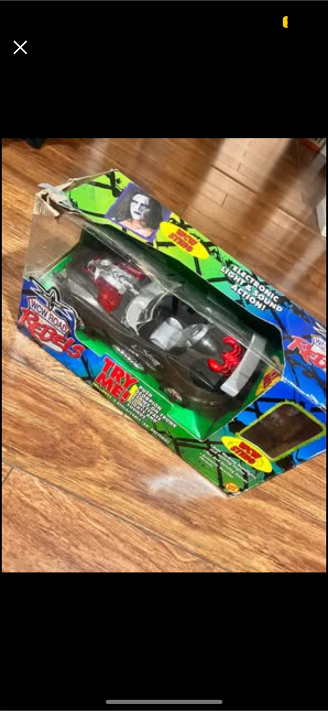 WCW Road Rebels Electronic Scorpion Car