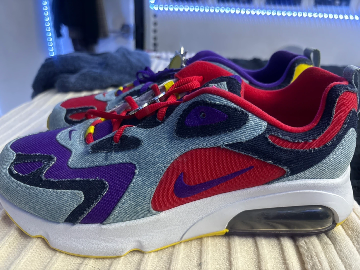 Nike Air Max 200 – Denim Mix Colorway