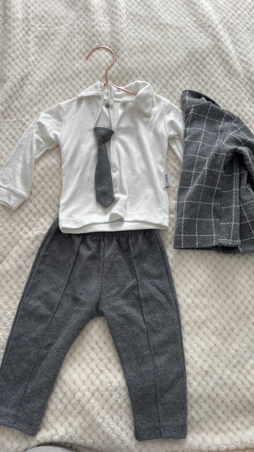 Baby Boy Outfit - 12 Months - photo 2