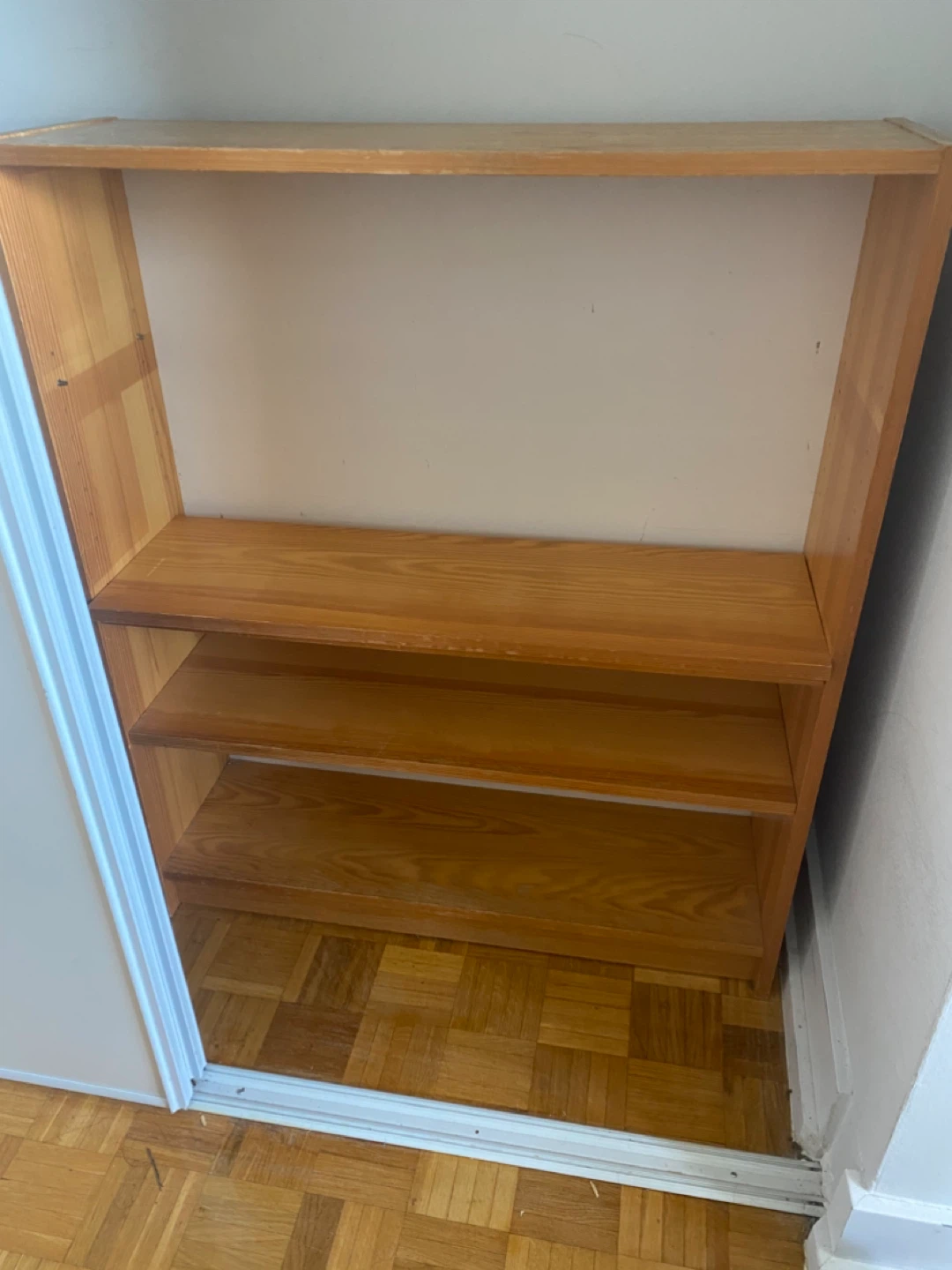 Wooden Bookshelf - photo 3