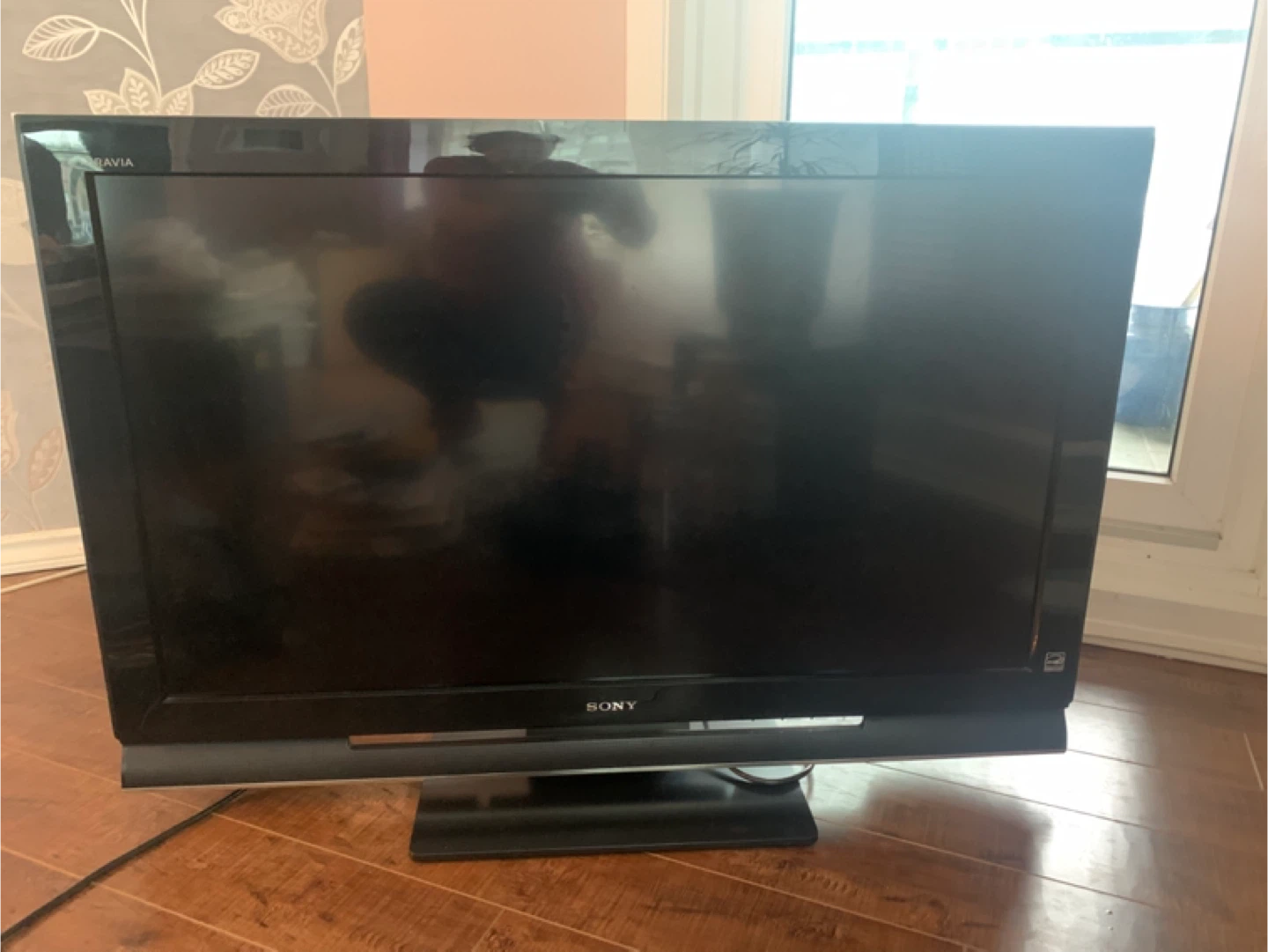 Sony BRAVIA KDL-40S4100 LCD Digital Color TV