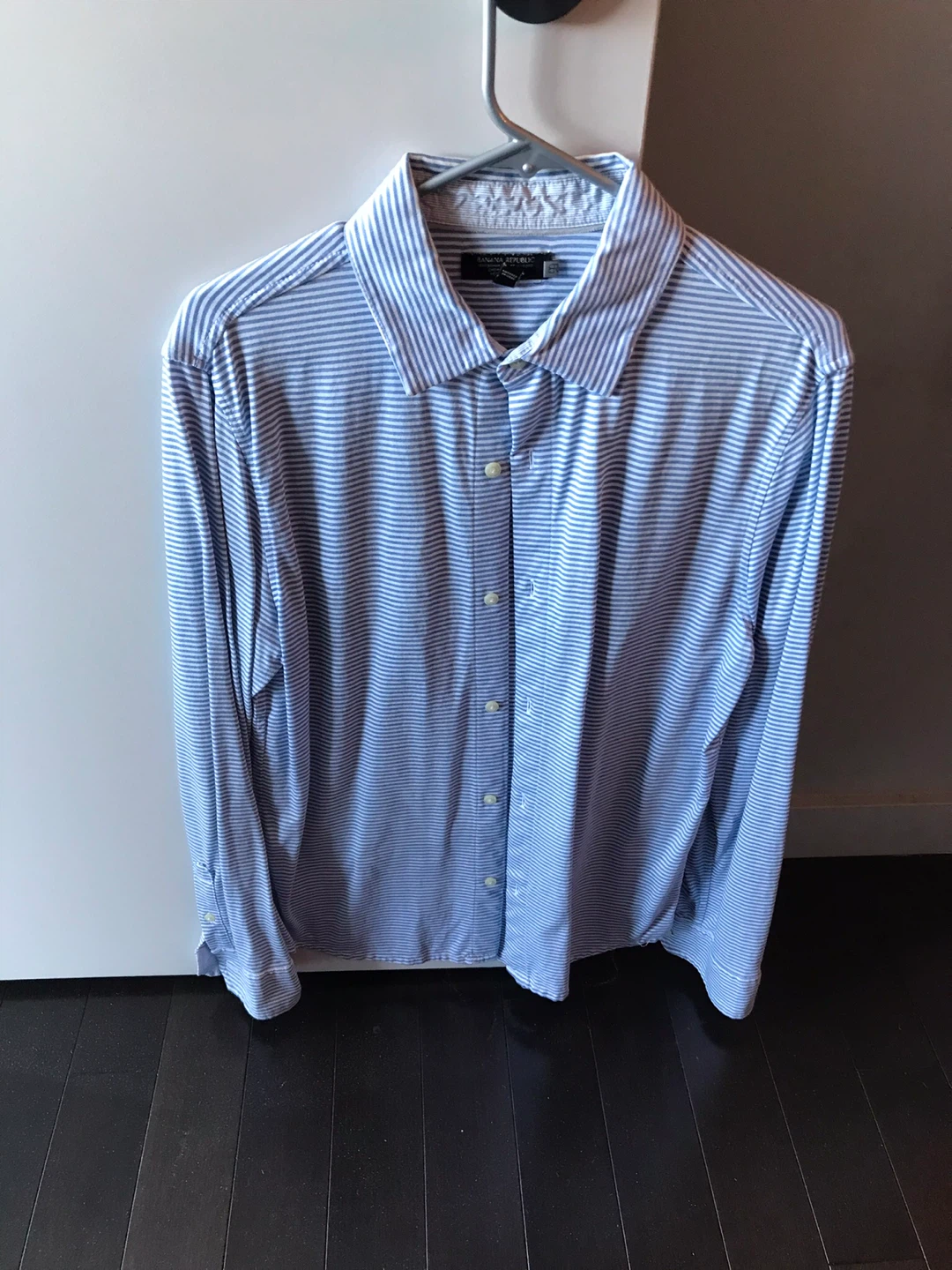 Men's Dress Shirts $10 each Pick Up Today! - photo 5