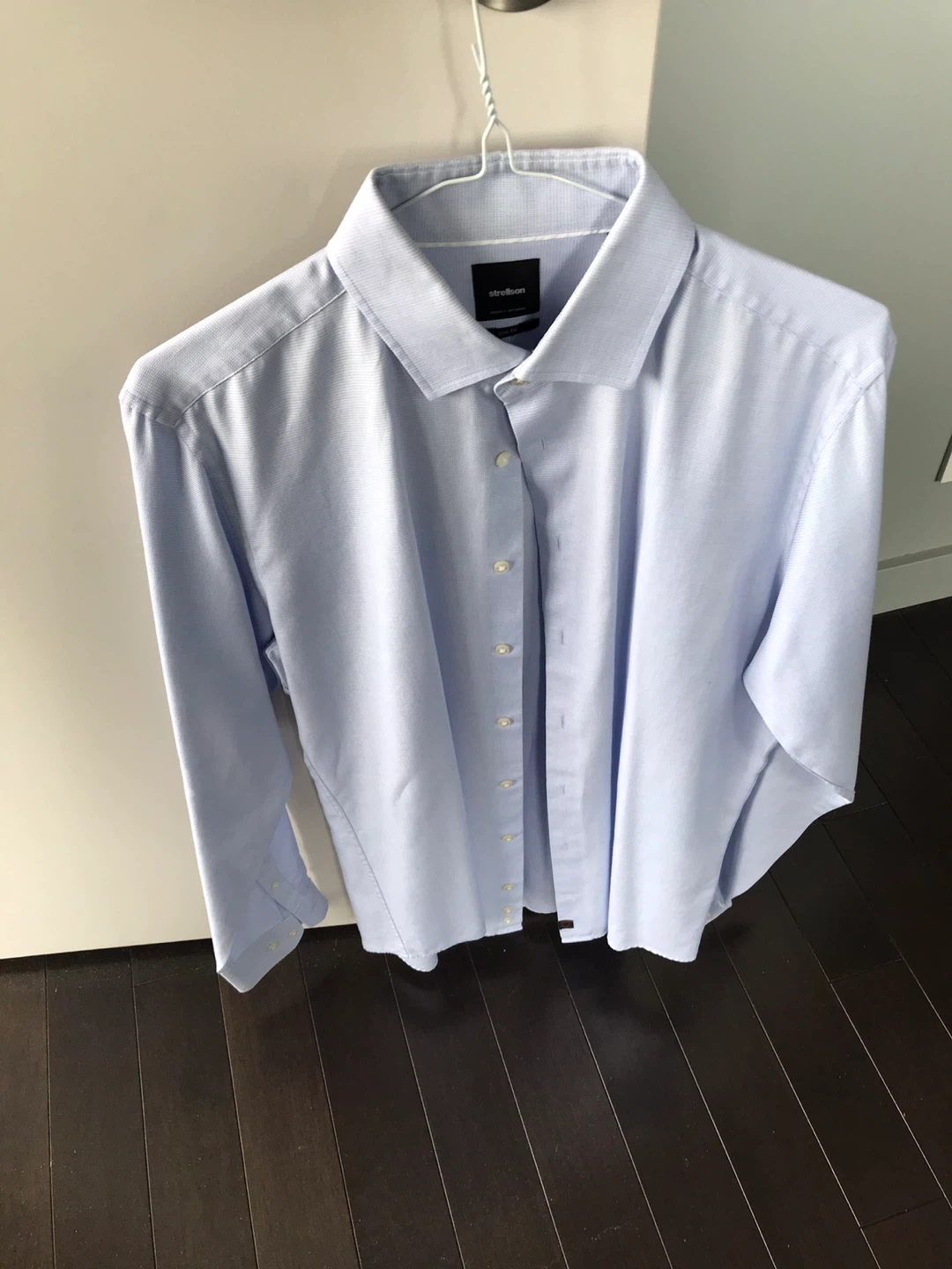 Men's Dress Shirts $10 each Pick Up Today! - photo 4