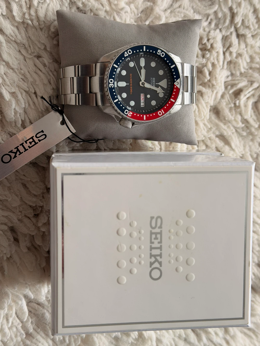 Seiko SKX009K Dive Watch - photo 3