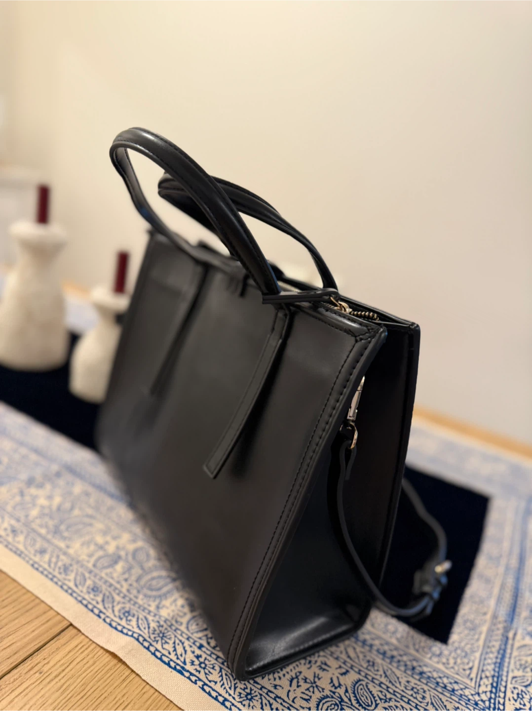 Black Faux Leather Tote Handbag - photo 2