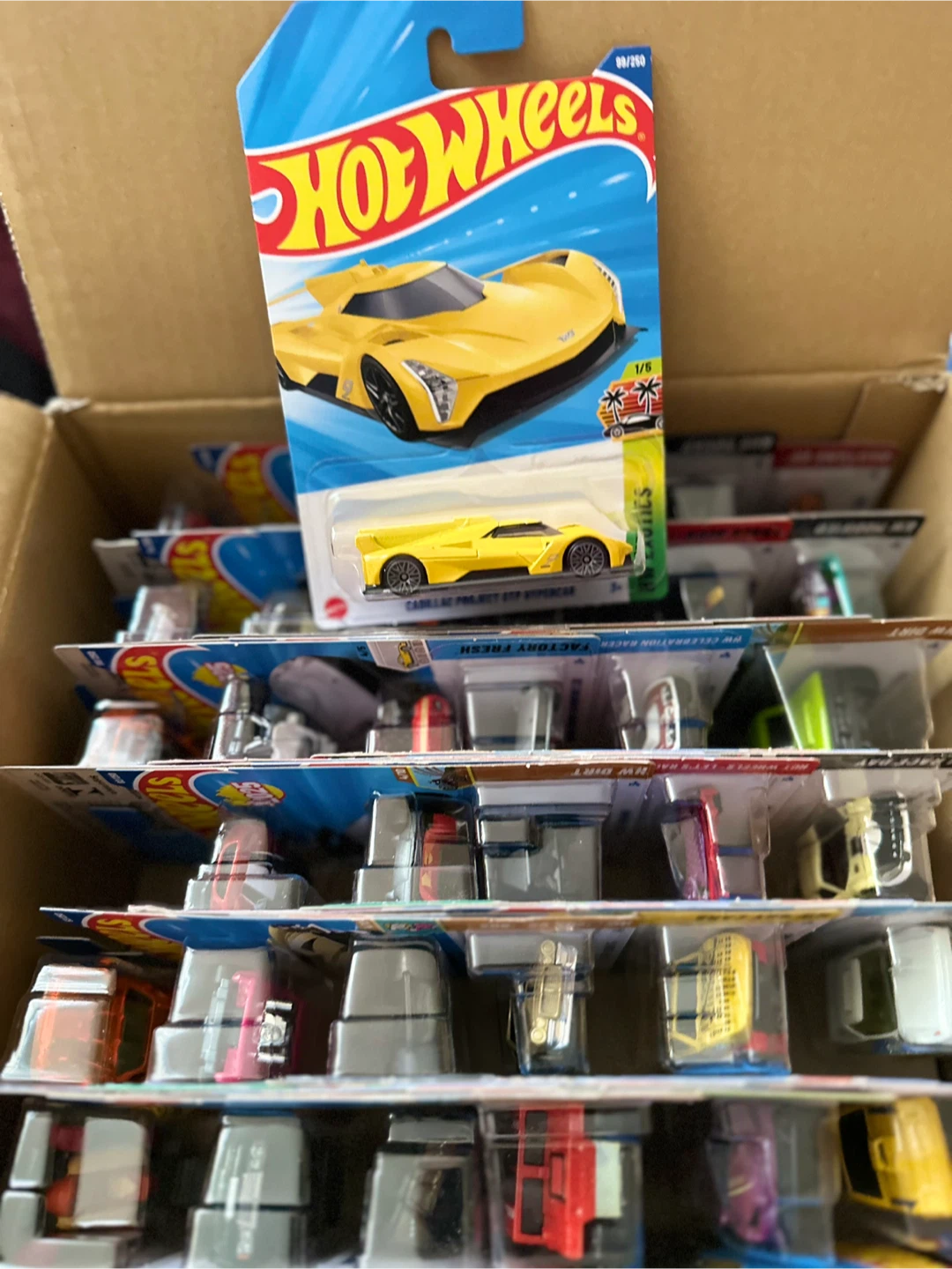 72 pcs Mattel Hot Wheels Cars C4982 - Assortment Case (72 Pcs) - photo 2