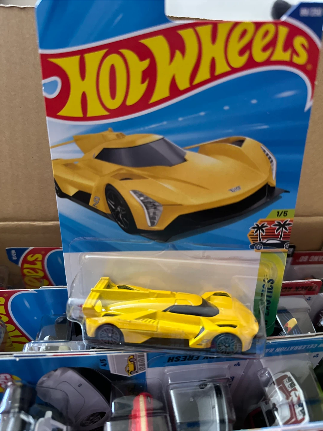 72 pcs Mattel Hot Wheels Cars C4982 - Assortment Case (72 Pcs)