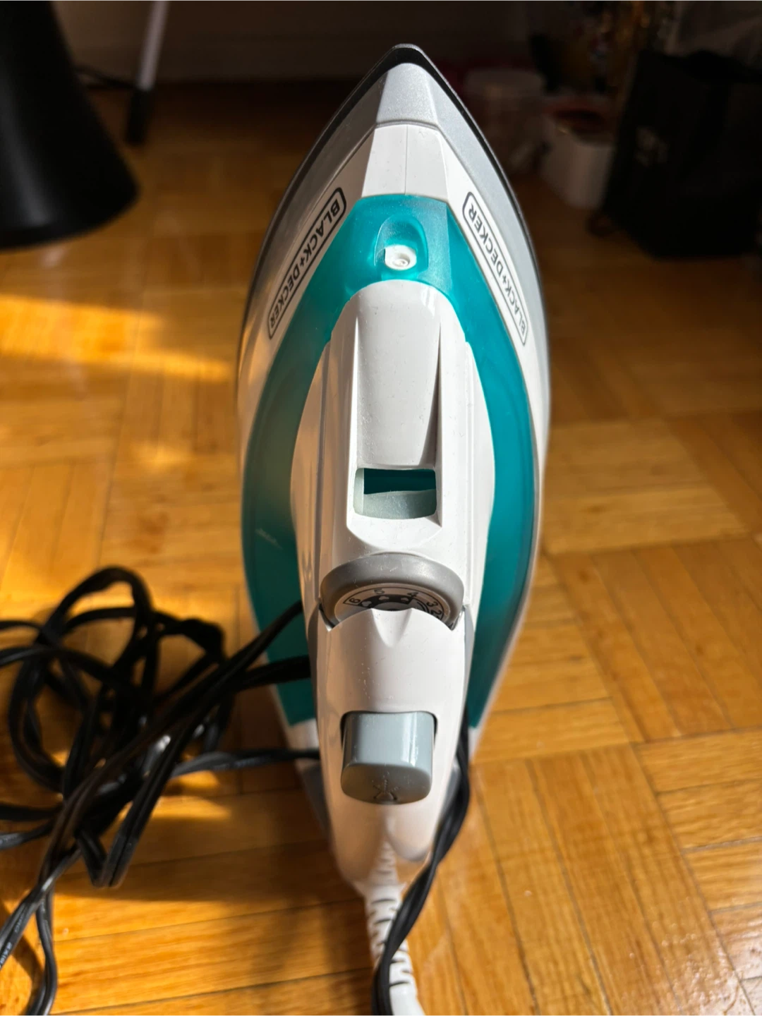 BLACK+DECKER Iron - photo 3