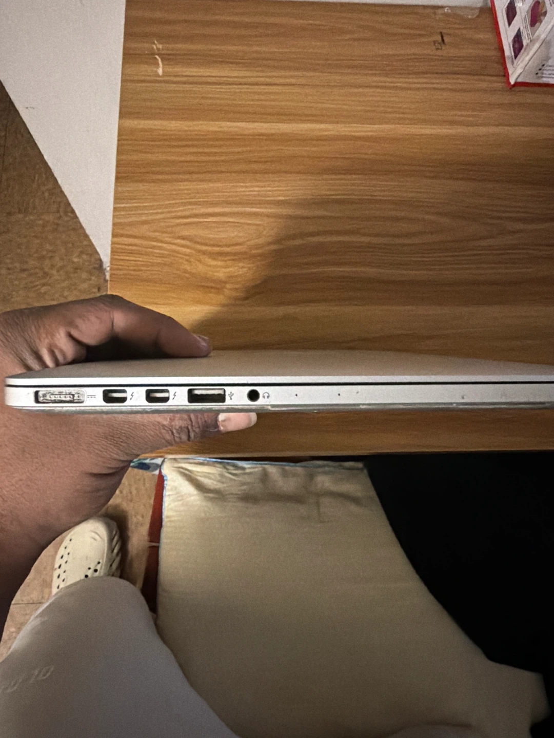Apple MacBook Pro Laptop with Charger and Cable - photo 4