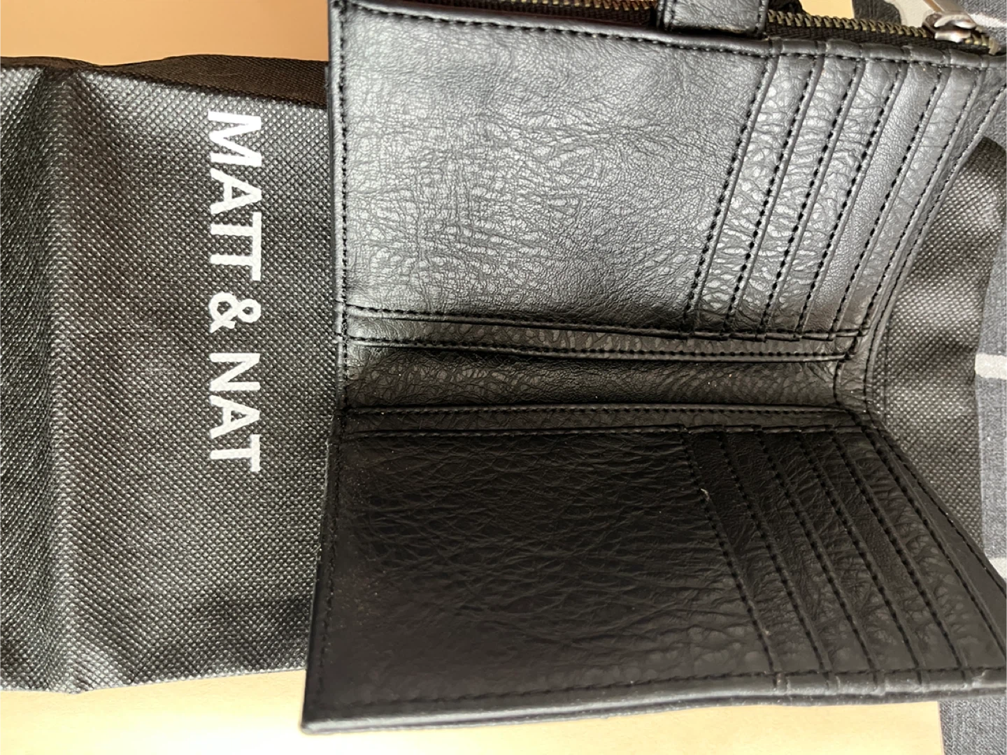 Matt & Nat Black Bifold Wallet - photo 2