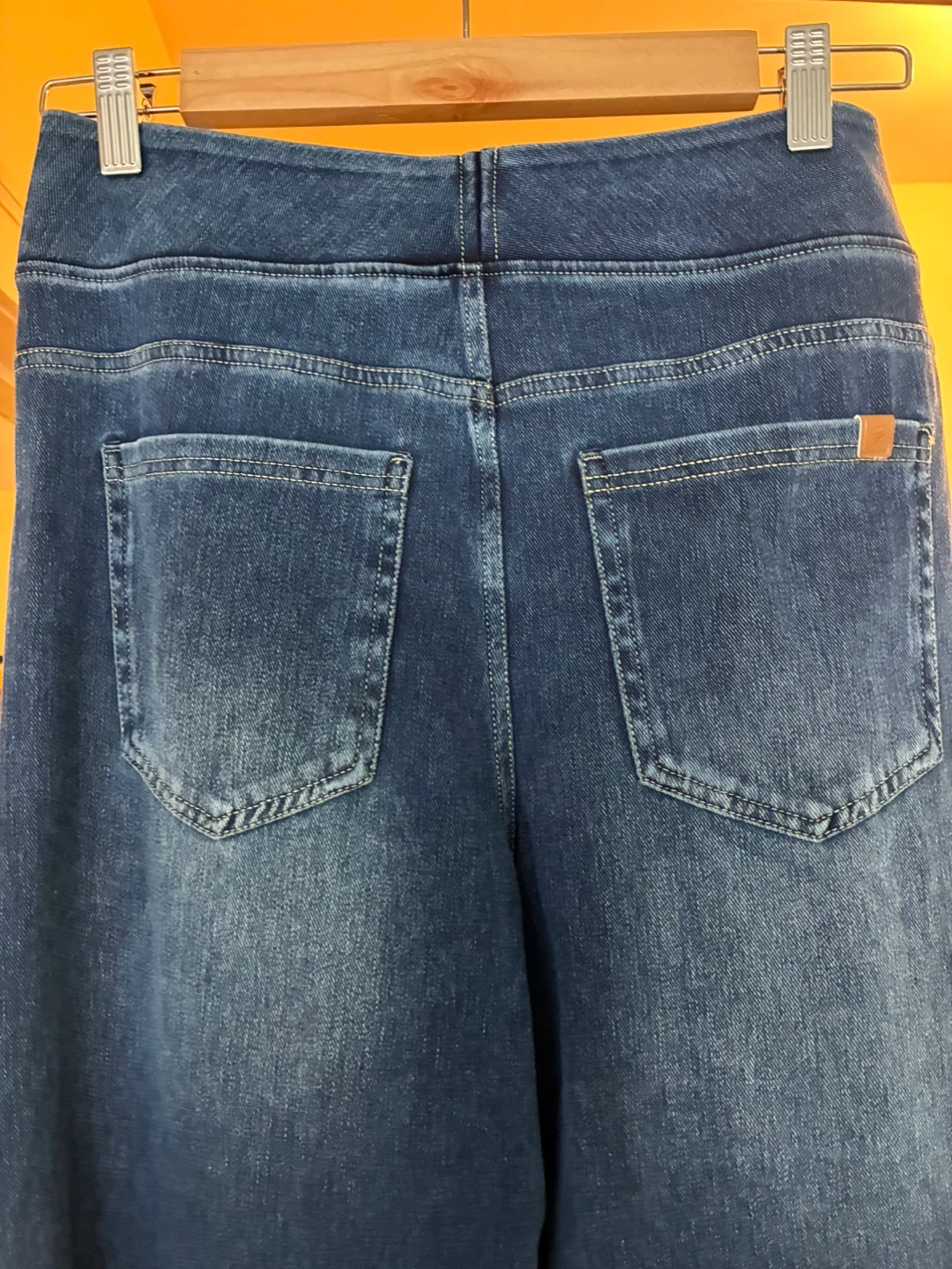 Halara Regular Fit Jeans - Size M - photo 2