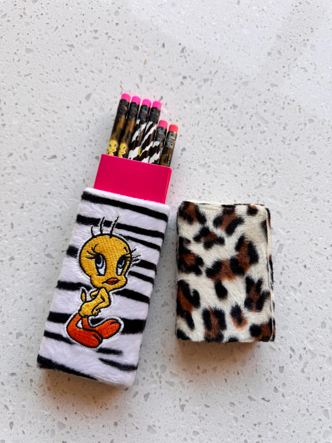 ❤️Tweety Bird Pencil Case & Pencils - photo 3