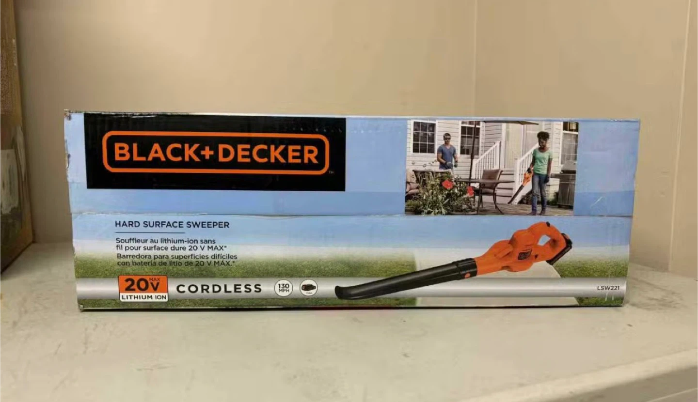 Black+Decker 20V MAX Cordless Hard Surface Sweeper LSW221