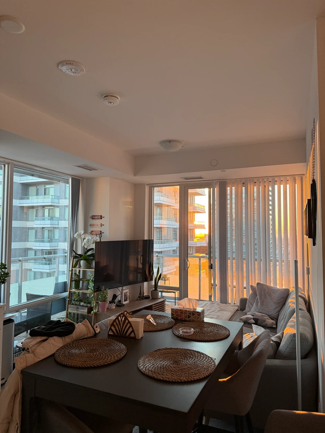 IKEA EKEDALEN Bar Table - Dark Brown - photo 3