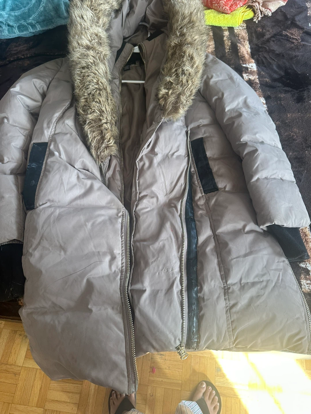 EVAMPED Hooded Puffer Coat with Faux Fur Trim - photo 5