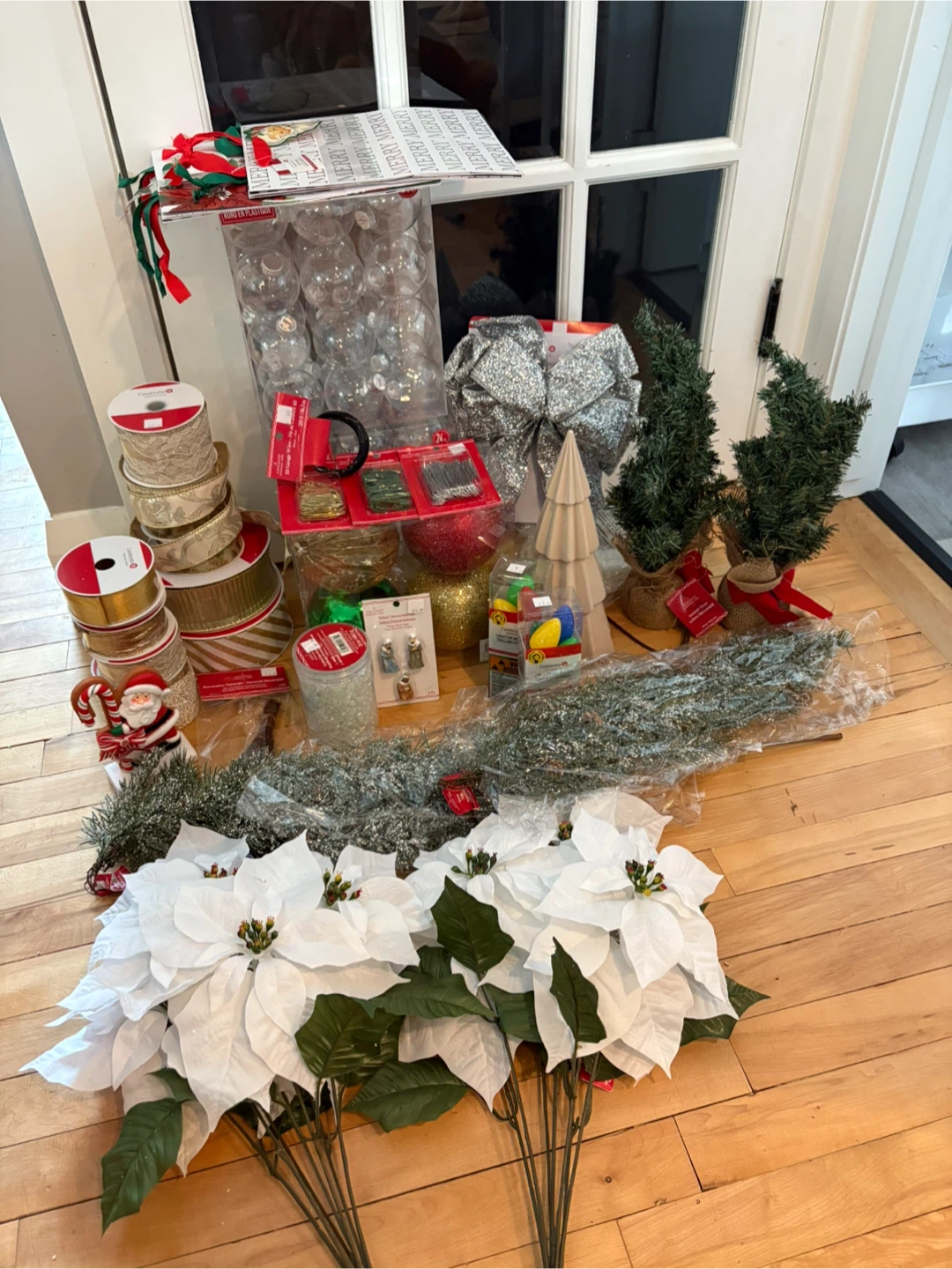 Assorted Christmas Craft Kits & Decor