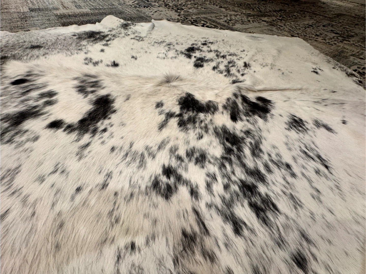 ❤️Area Rug Genuine Cowhide - Black and White - photo 4