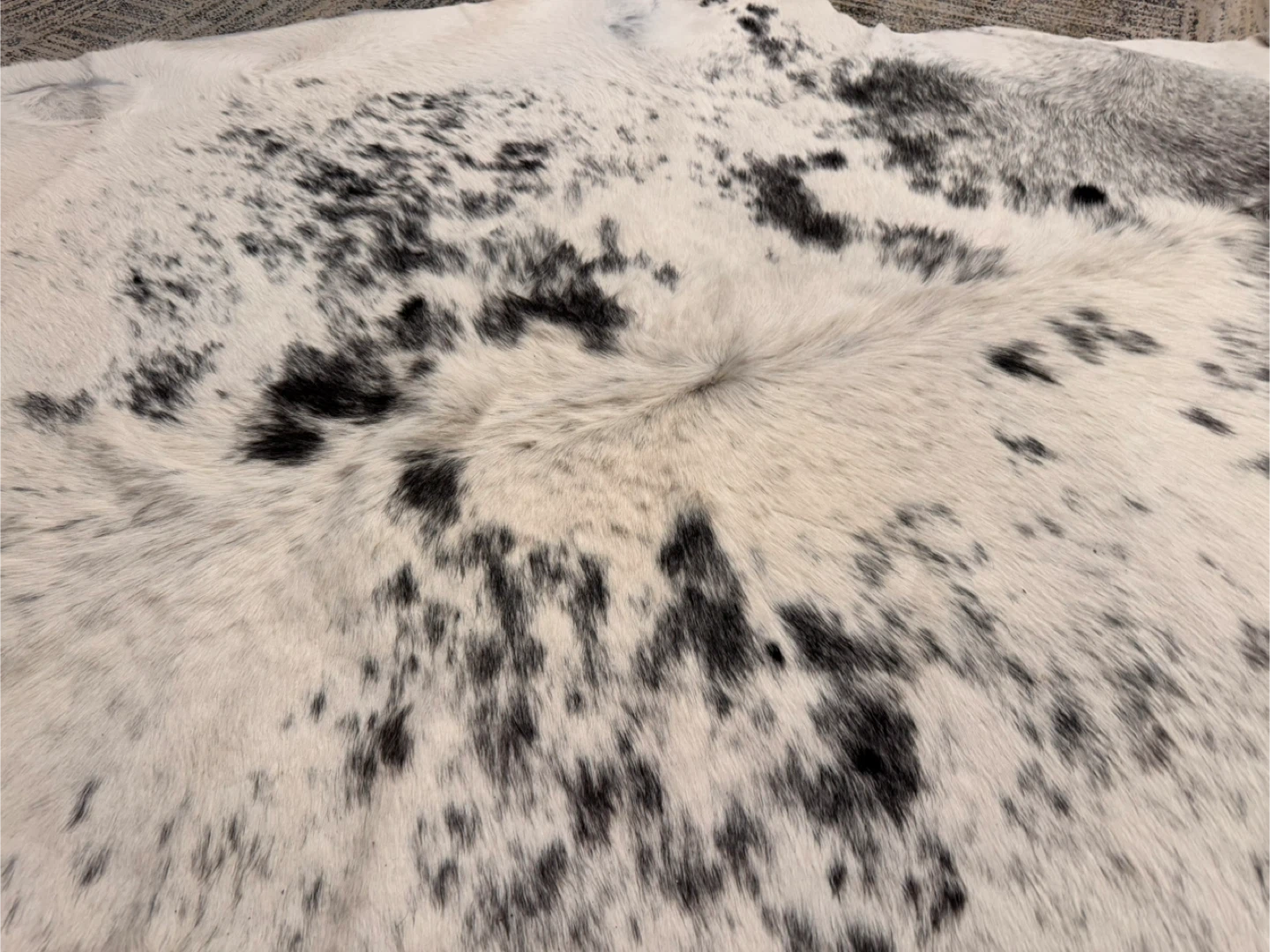 ❤️Area Rug Genuine Cowhide - Black and White - photo 5
