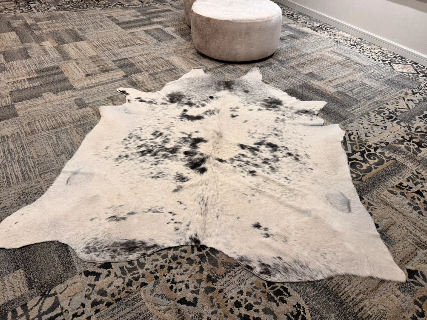 ❤️Area Rug Genuine Cowhide - Black and White - photo 2