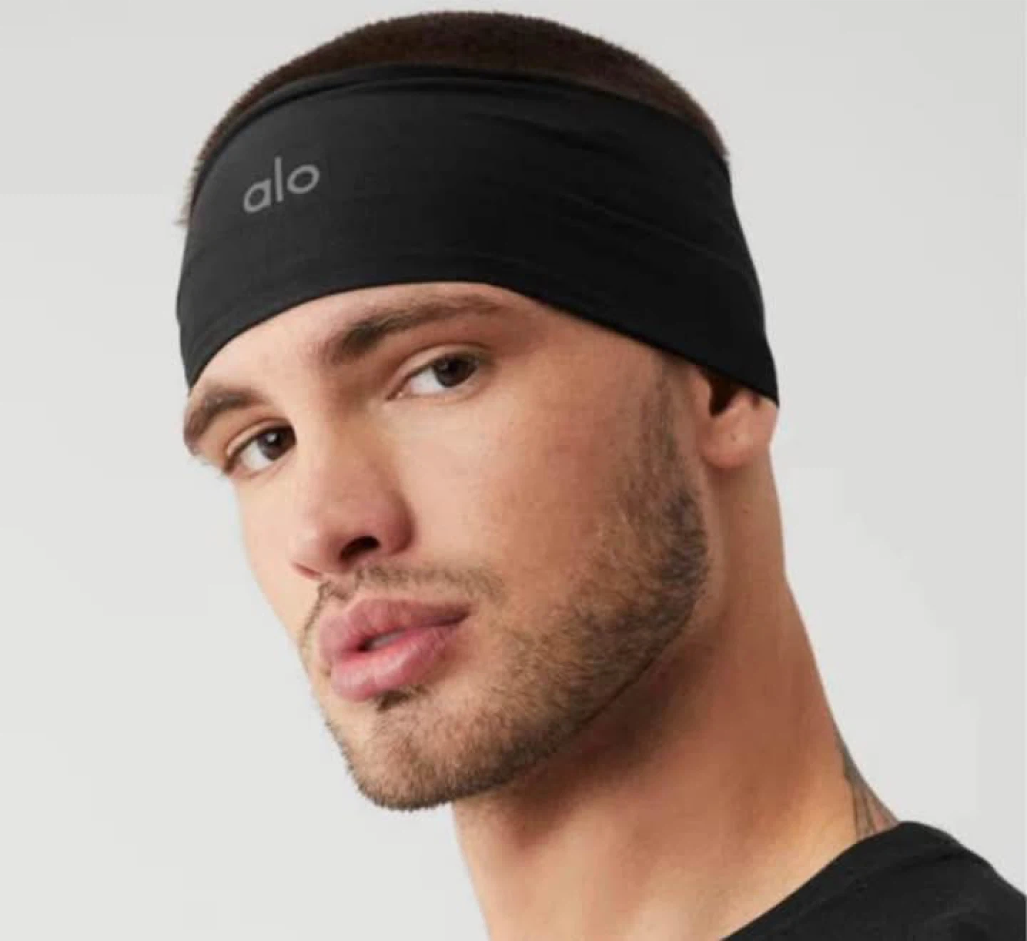 Alo Black Headband