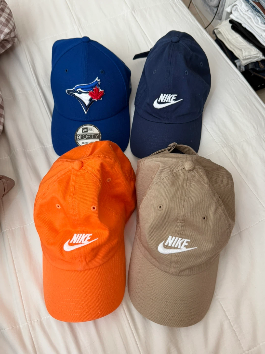 Nike Club Caps - each 5$