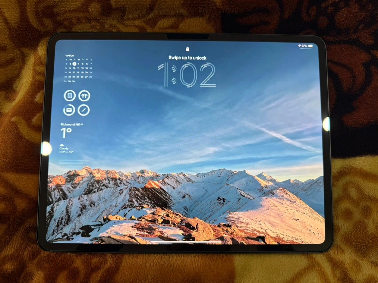 iPad Pro 13” M4 | 100% Battery | Like New | Box Included - photo 3