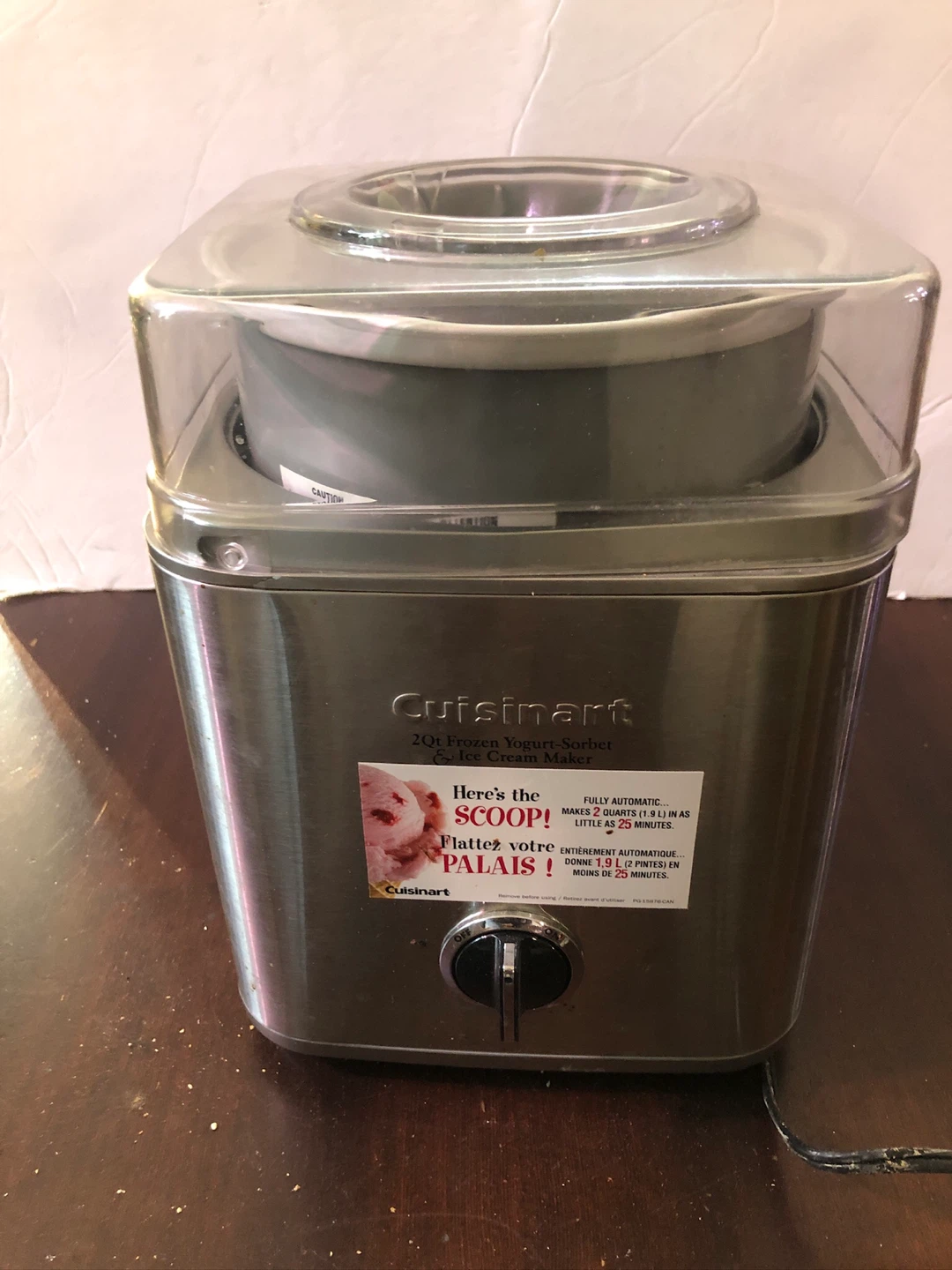 Cuisinart Icecream Maker. Like New.