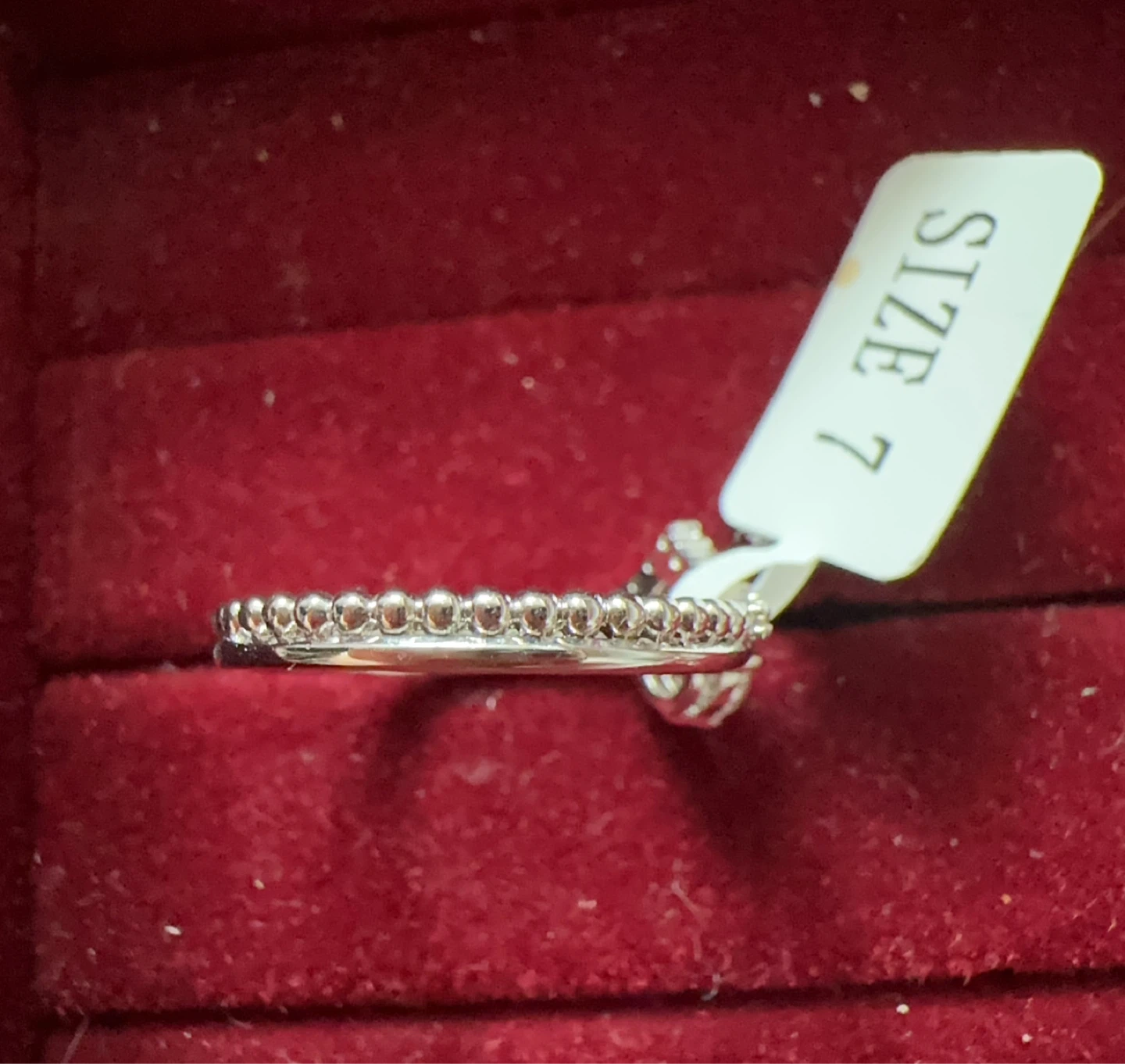 Size 7 V-Shape s925 Ring with Clear Stones - photo 2