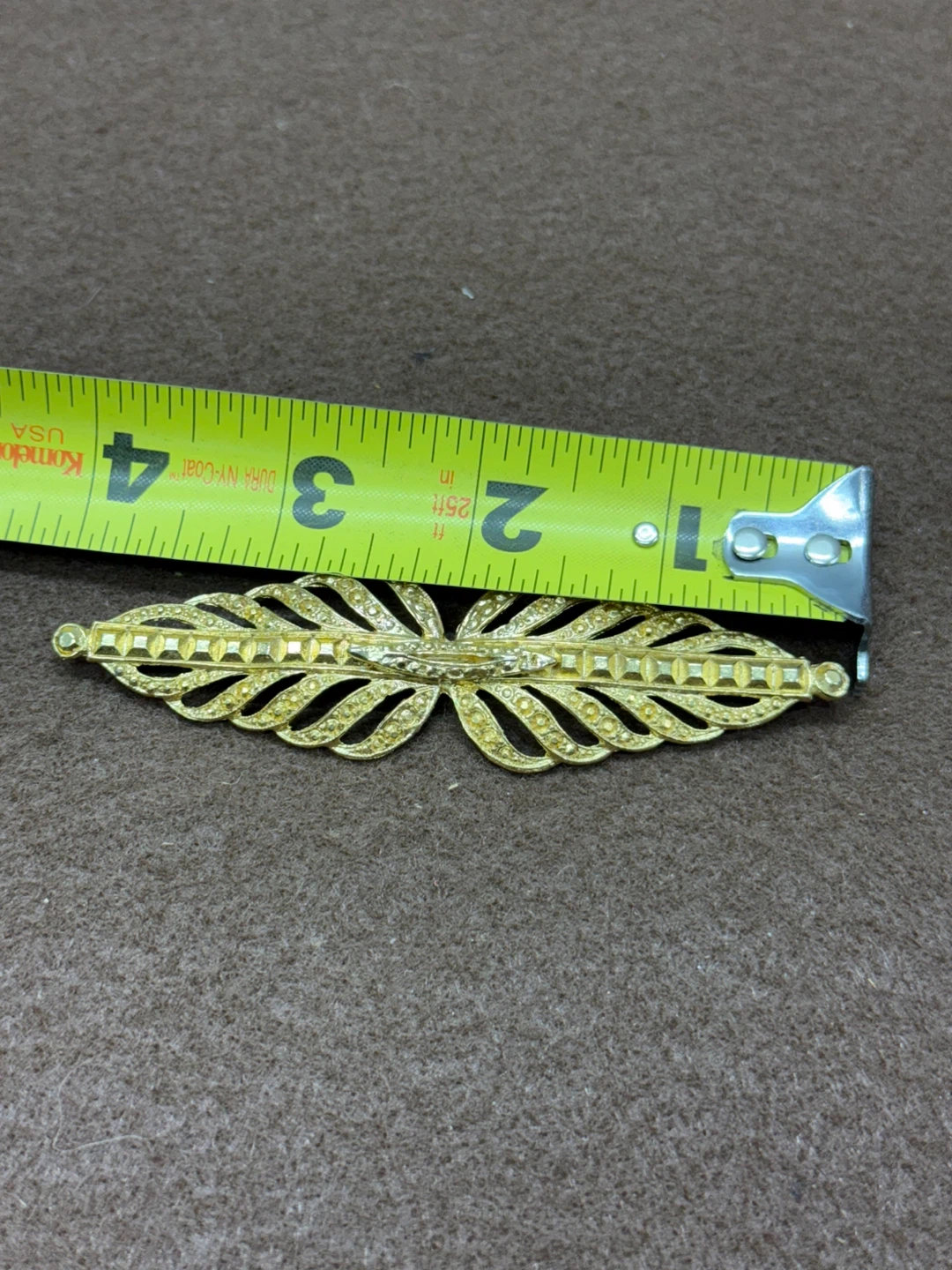 Vintage Gold Tone Ornate Leaf Brooch Pin - photo 5