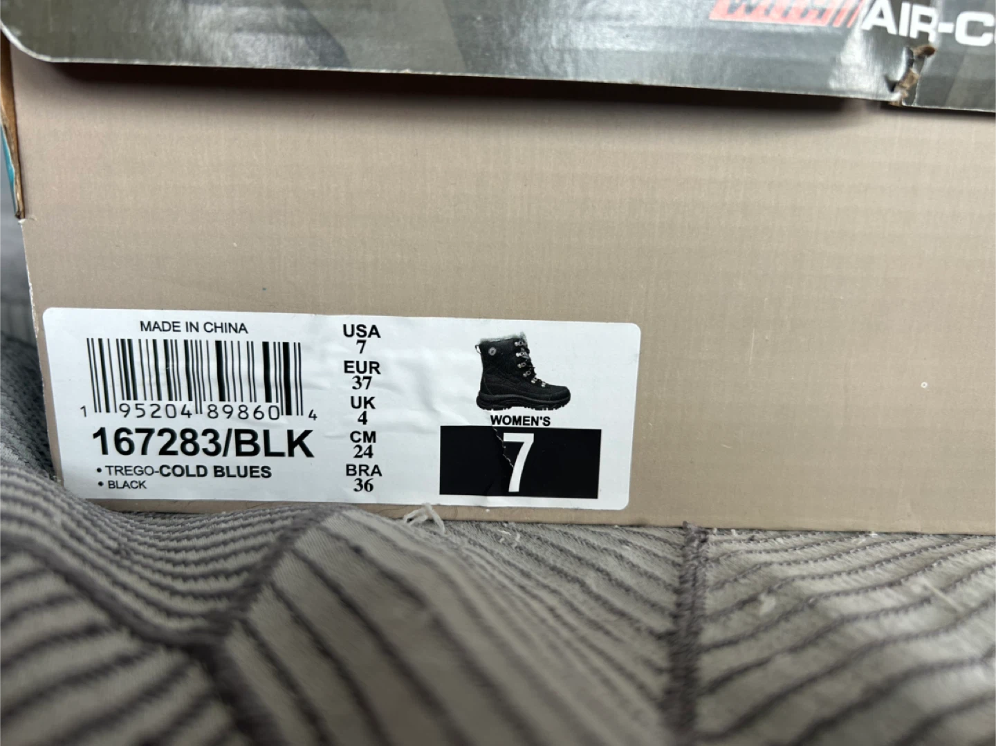 Brand new never worn Sketchers Waterproof Boots - photo 2