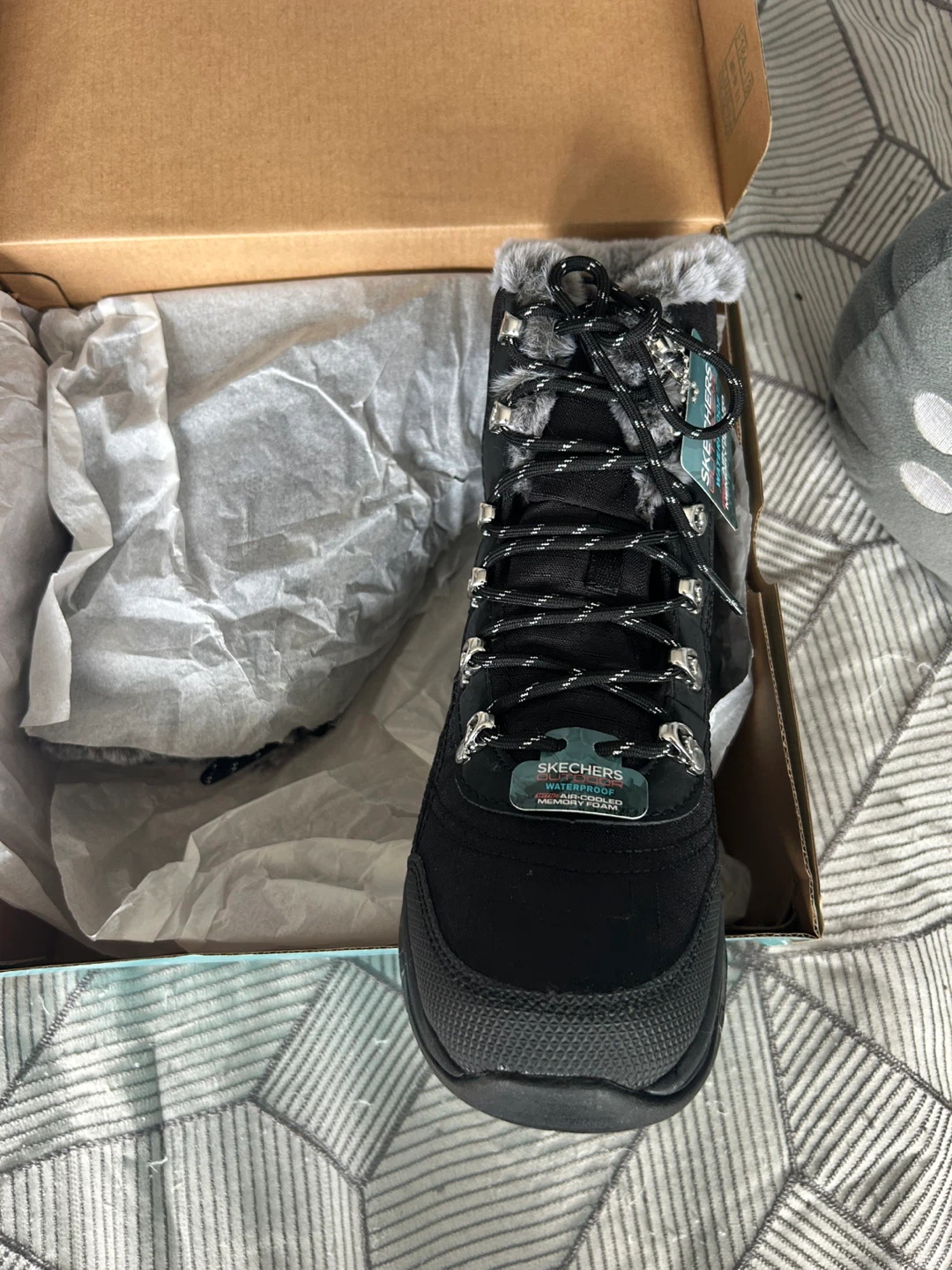 Brand new never worn Sketchers Waterproof Boots - photo 4