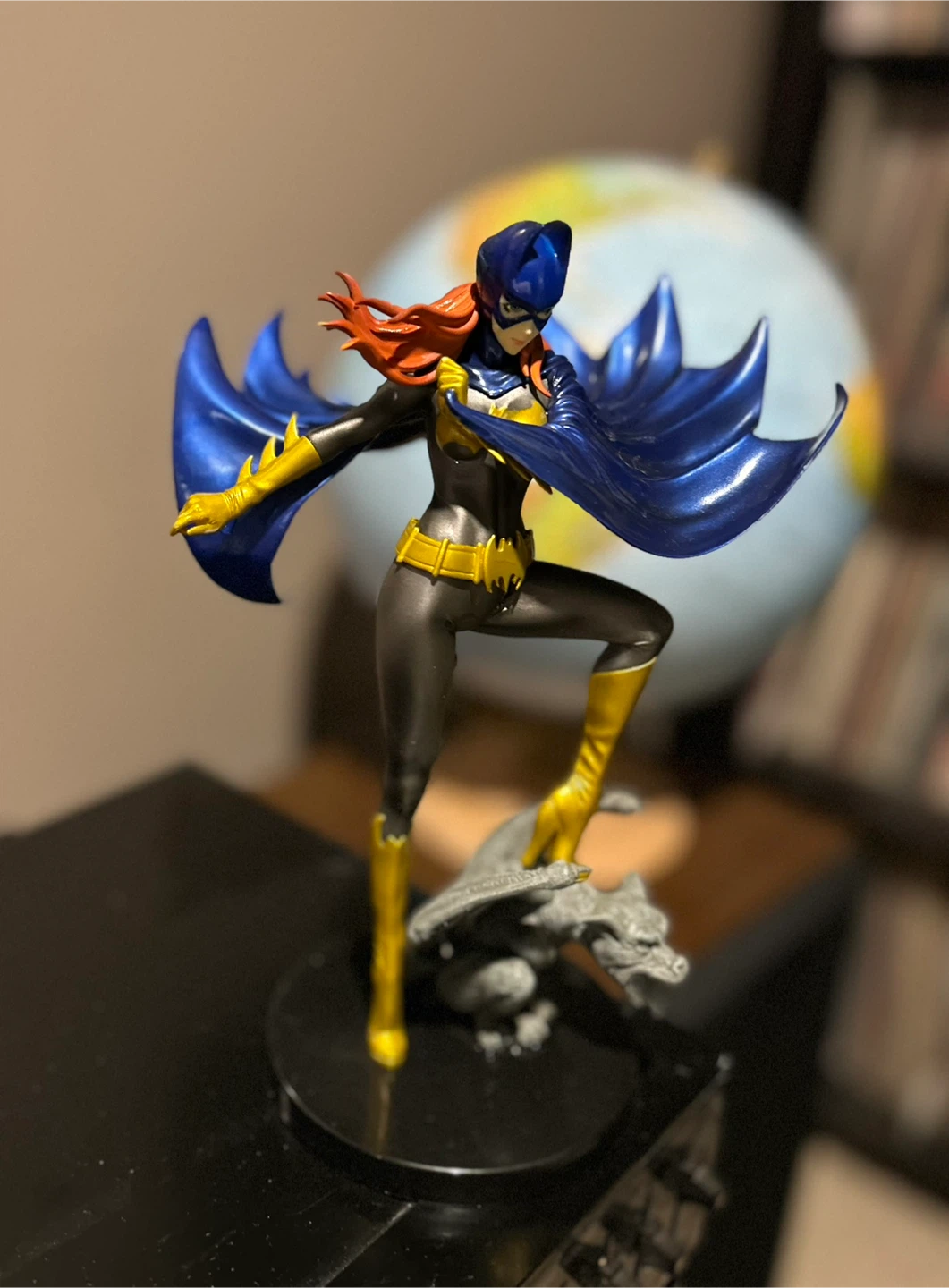 DC Comics Batgirl Figurine