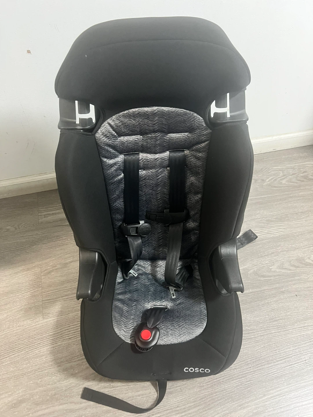 Cosco Convertible Car Seat - photo 2