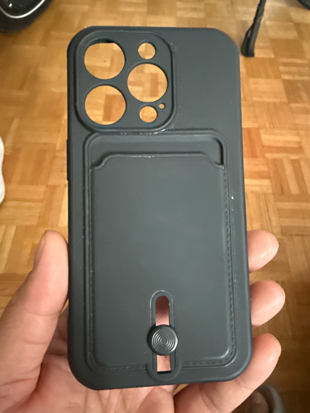 iPhone 14 Pro Case with Card Holder - Green