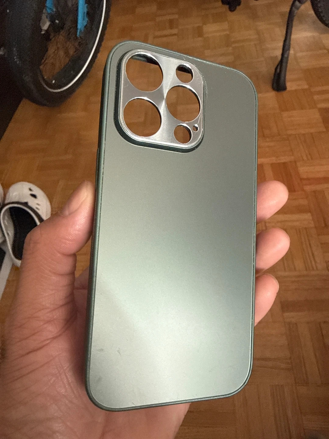 iPhone 14 Pro Case with Card Holder - Green - photo 2