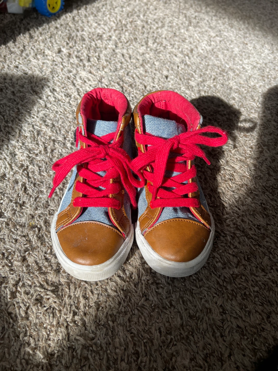 Kids Disney Mickey Mouse High-Top Sneakers Size 10