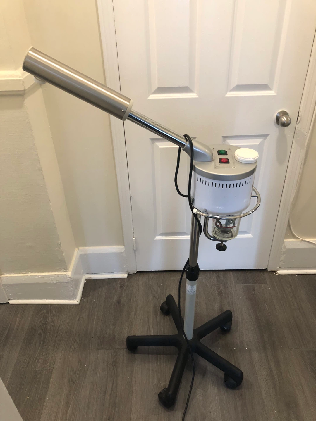 KUANG TA 1000B Facial Steamer